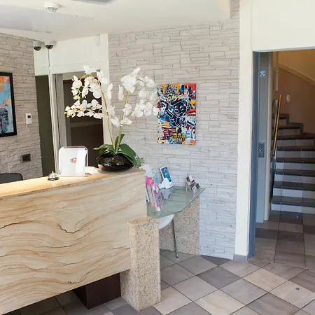 Lejlighedshotel D'elsa 3*
